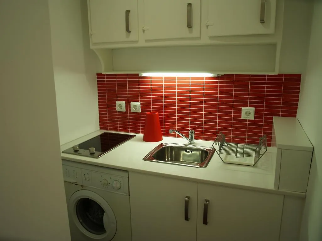 Travel And Tales Principe Real Apartments Lisbon Portugal