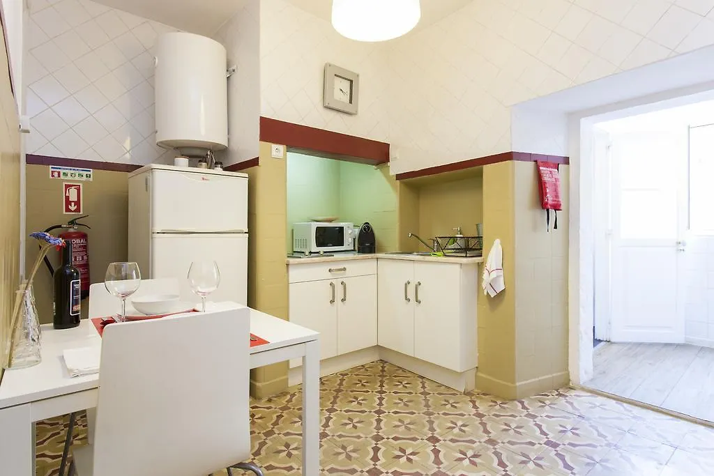 Travel And Tales Principe Real Apartments Lisbon